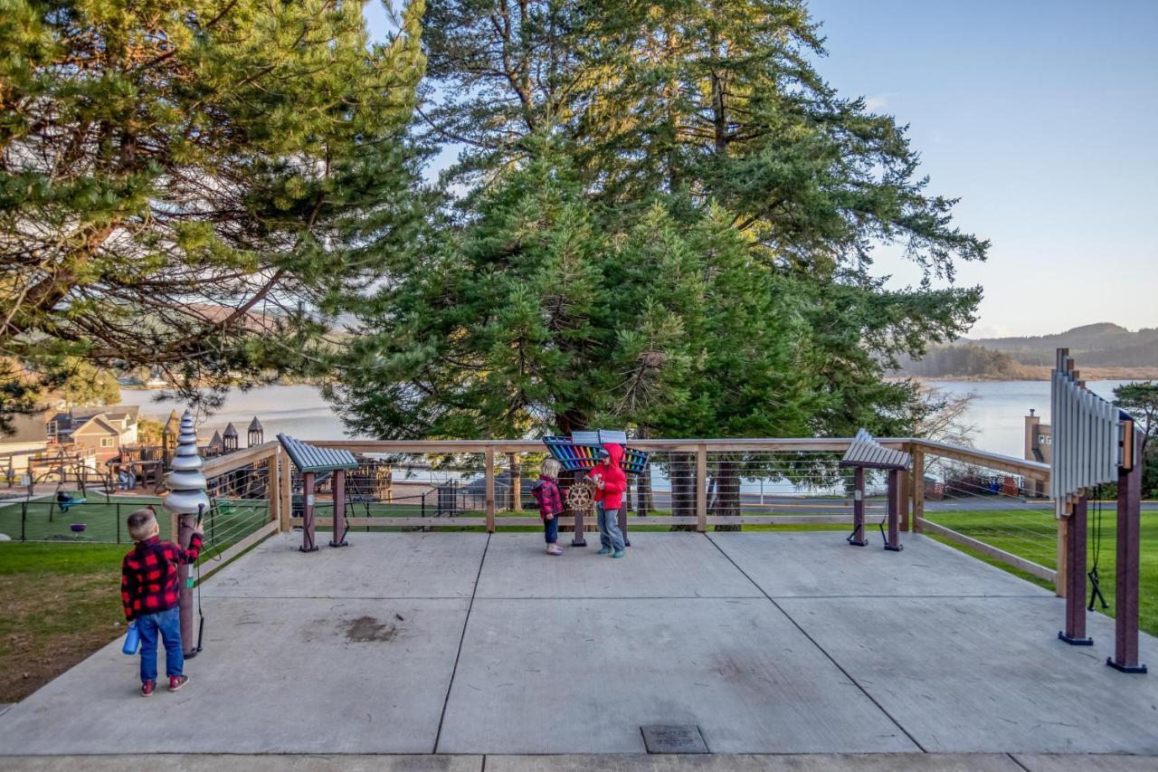 Regatta Park Lake House Lincoln City Exteriér fotografie